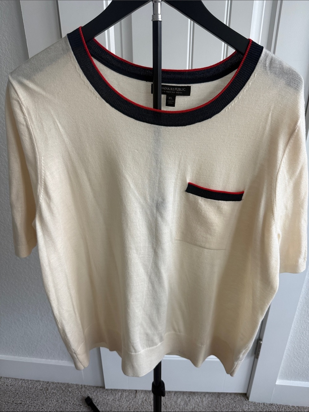 Banana Republic Short-Sleeve sweater with Navy and Red Trim